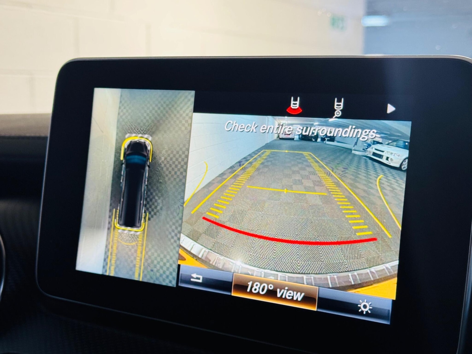 Used Mercedes-Benz V-Class 2018 for sale - 76913242: Photo 14