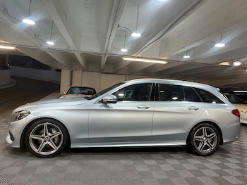 Used Mercedes-Benz C Class 2018 for sale - 77410939: Photo