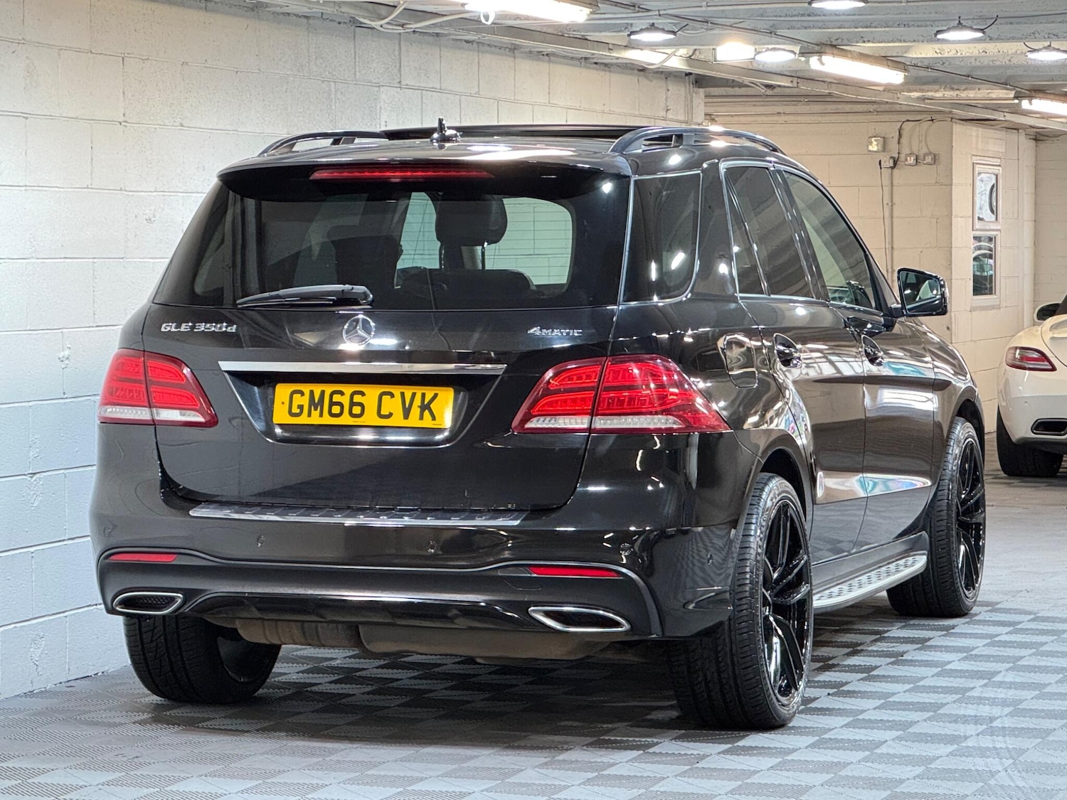 Used Mercedes-Benz GLE 2017 for sale - 77646509: Photo 5