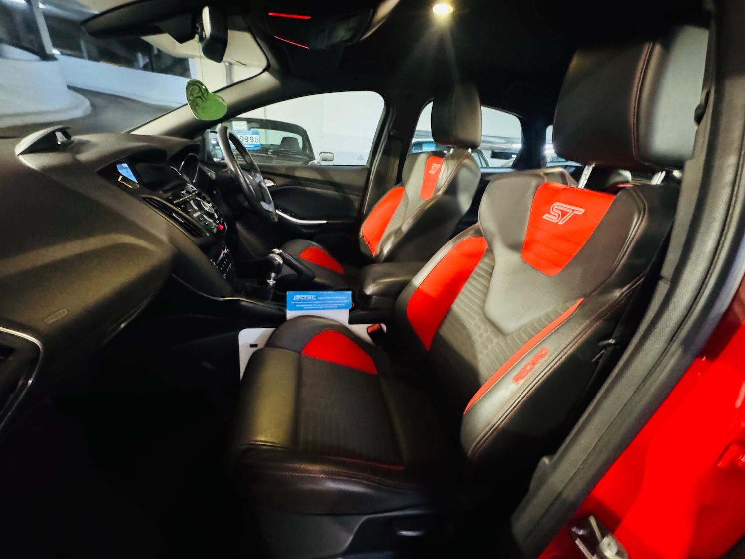 Used Ford Focus 2014 for sale - 76936017: Photo 9