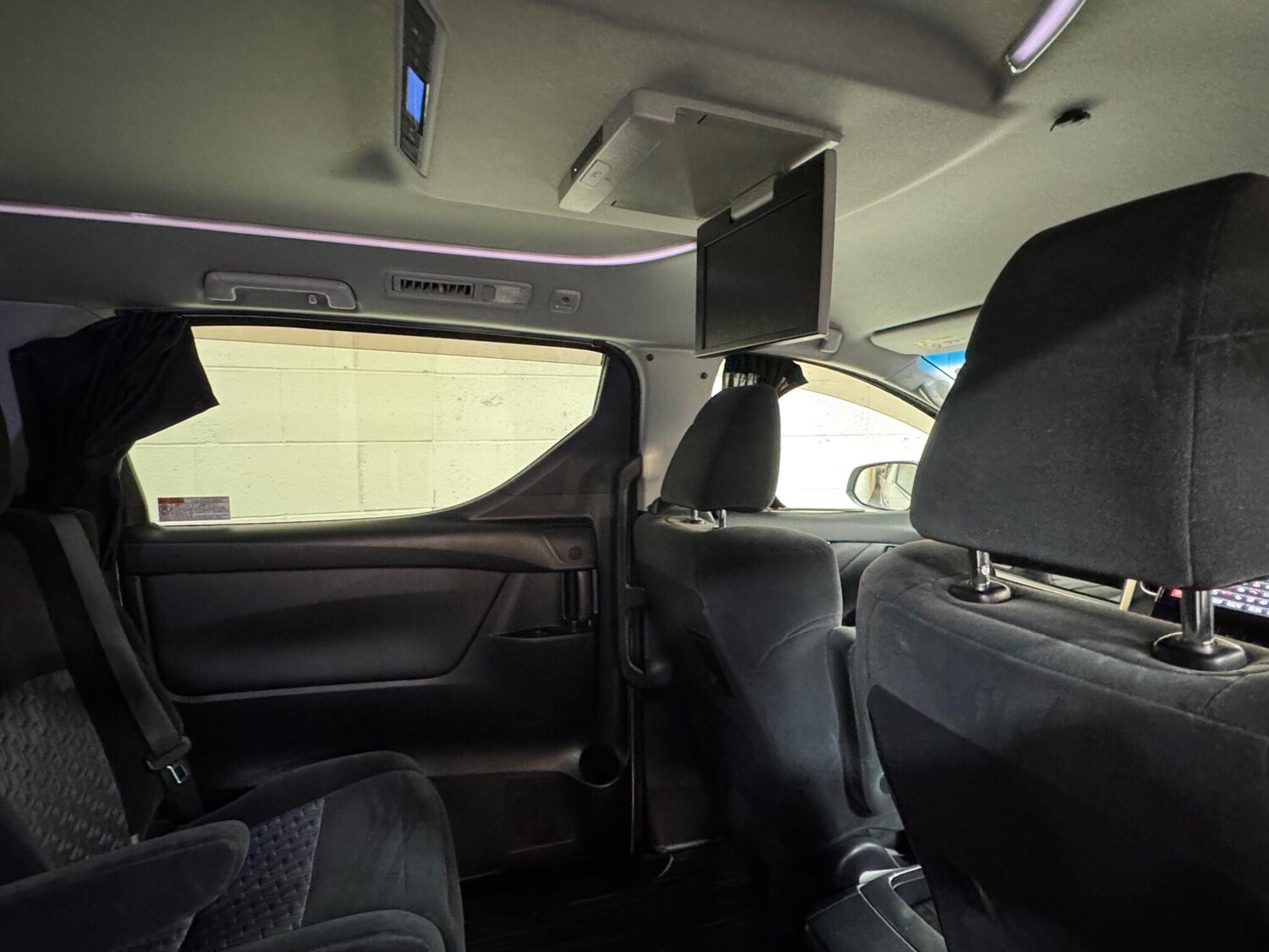 Used Toyota Vellfire for sale - 77345239: Photo 13