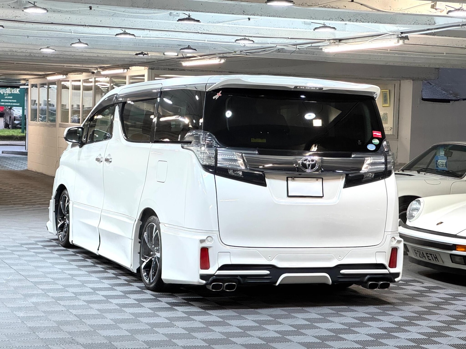 Used Toyota Vellfire for sale - 77345239: Photo 4