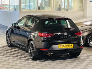 Used SEAT Leon 2019 for sale - 76988830: Photo