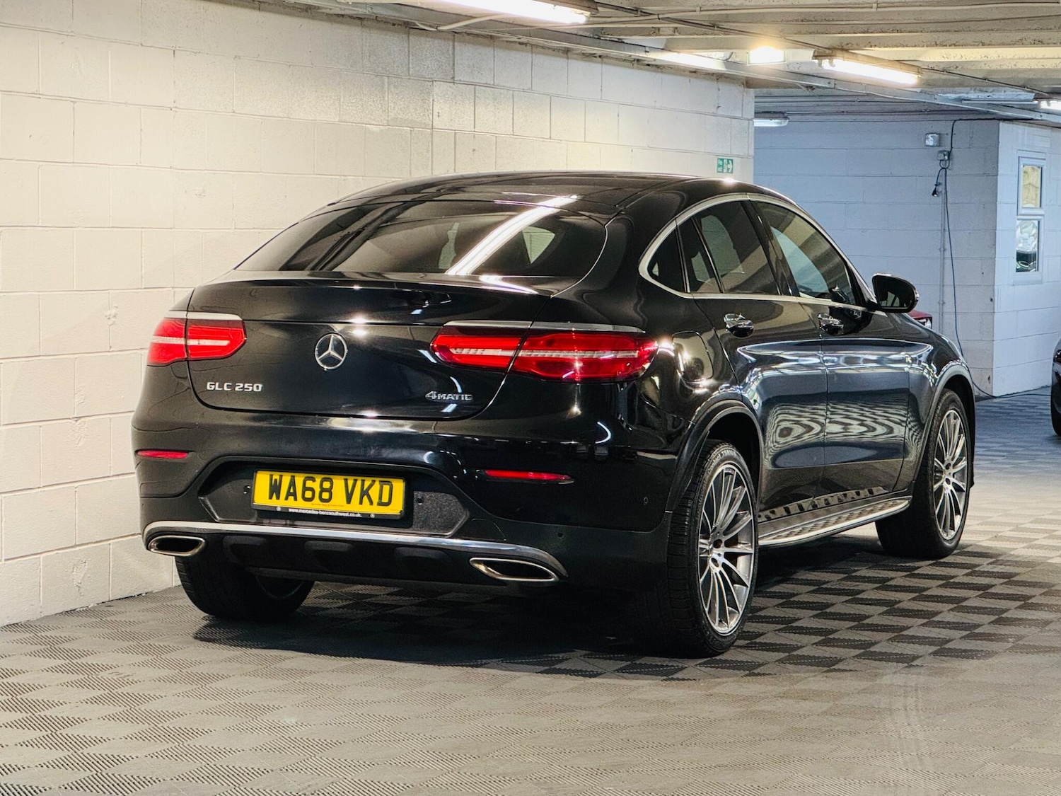 Used Mercedes-Benz GLC 2018 for sale - 76989787: Photo 4