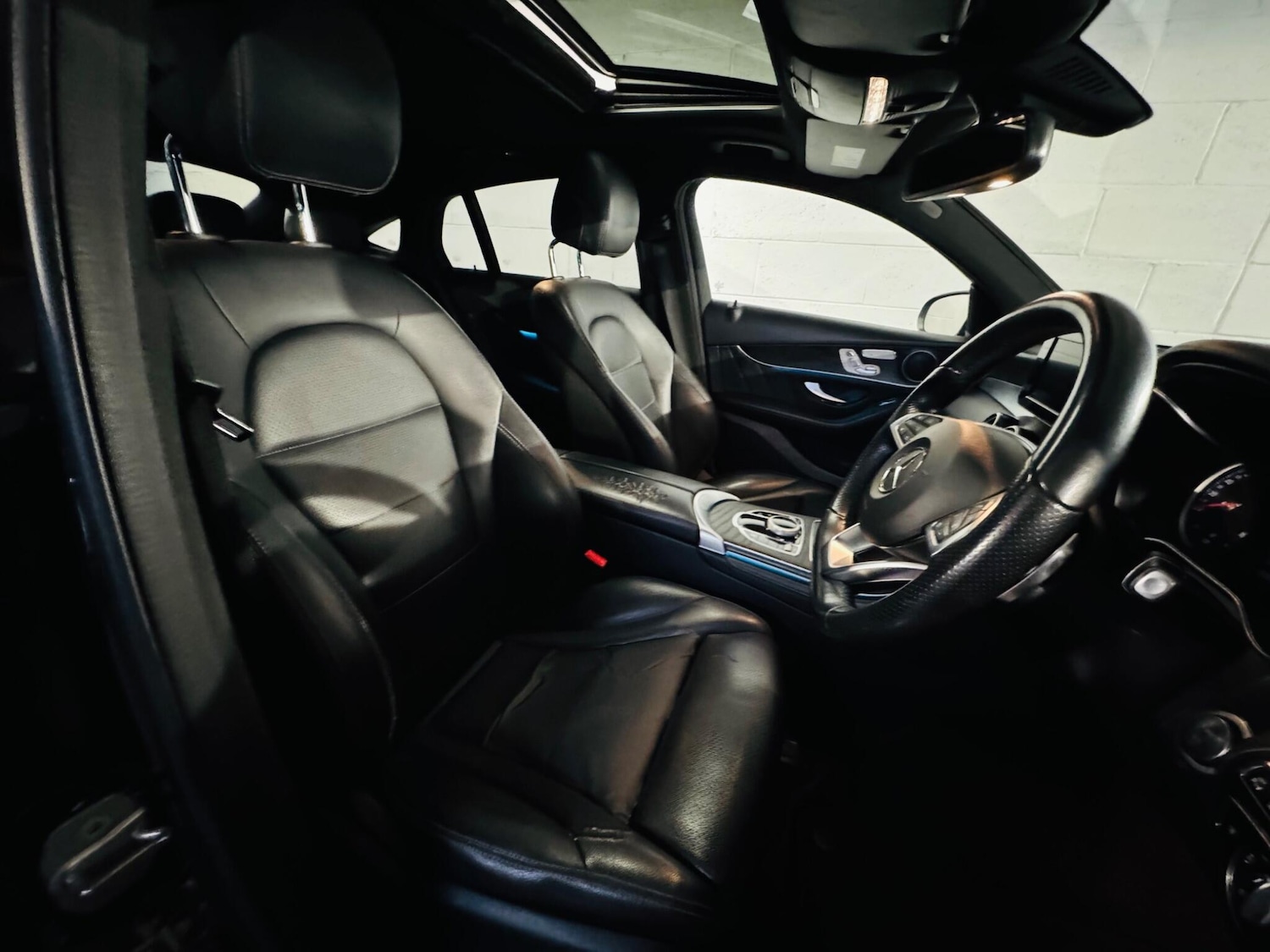 Used Mercedes-Benz GLC 2018 for sale - 76989787: Photo 7