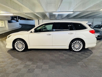 Used Subaru Legacy 2010 for sale - 77203108: Photo