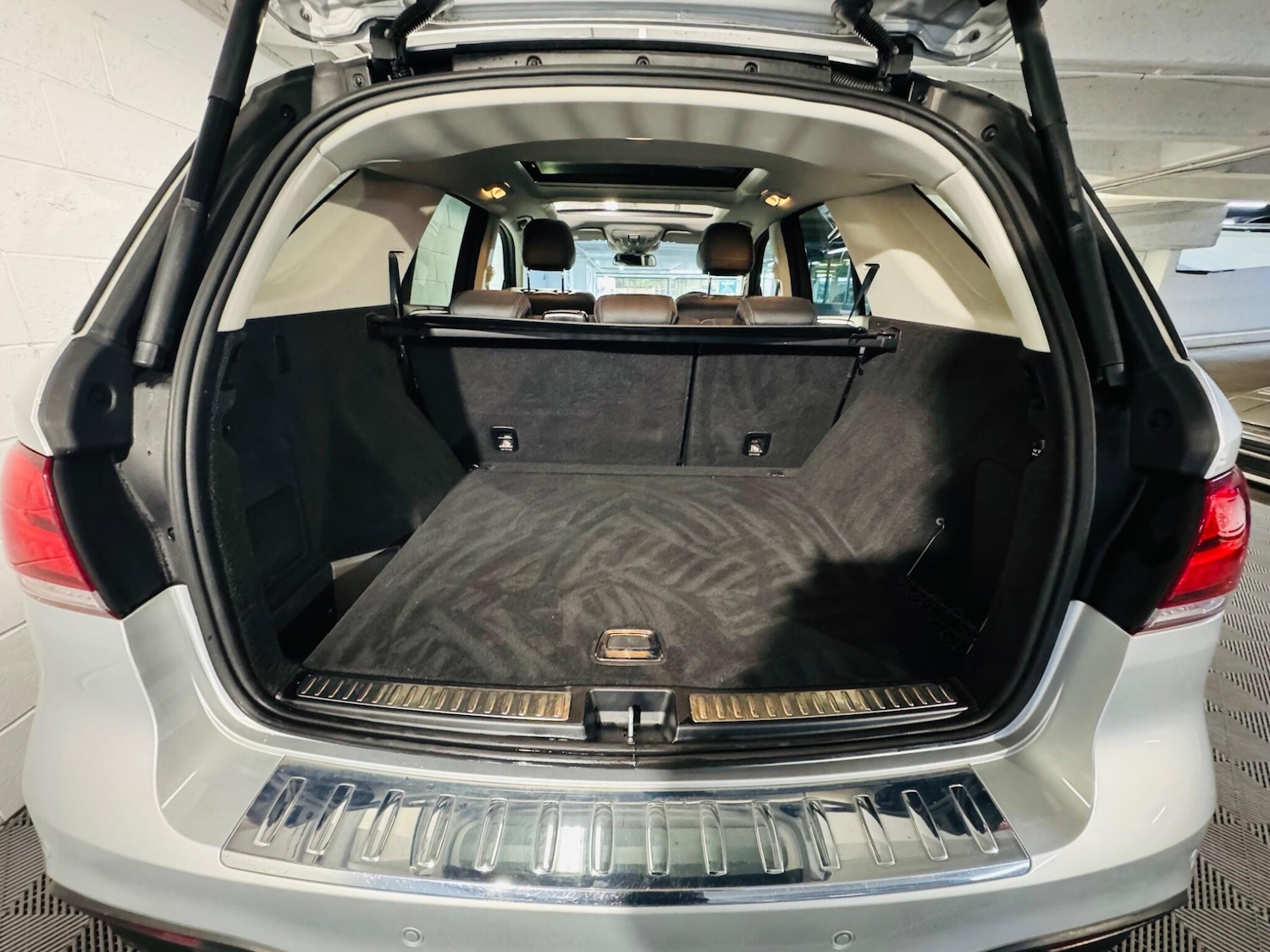 Used Mercedes-Benz GLE 2017 for sale - 76993638: Photo 13