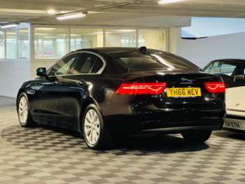 Used Jaguar XE 2016 for sale - 73133567: Photo