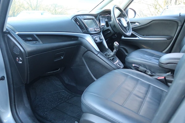 Used Vauxhall Zafira Tourer 2017 for sale - 73917463: Photo 12