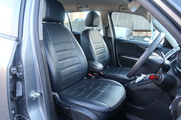 Used Vauxhall Zafira Tourer 2017 for sale - 73917463: Photo 7