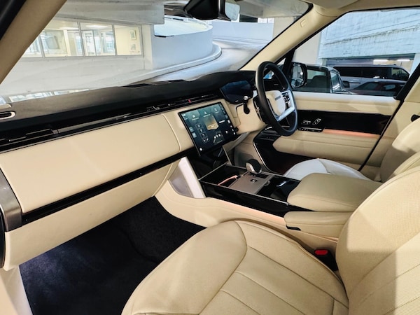 Used Land Rover Range Rover 2025 for sale - 75670463: Photo 11