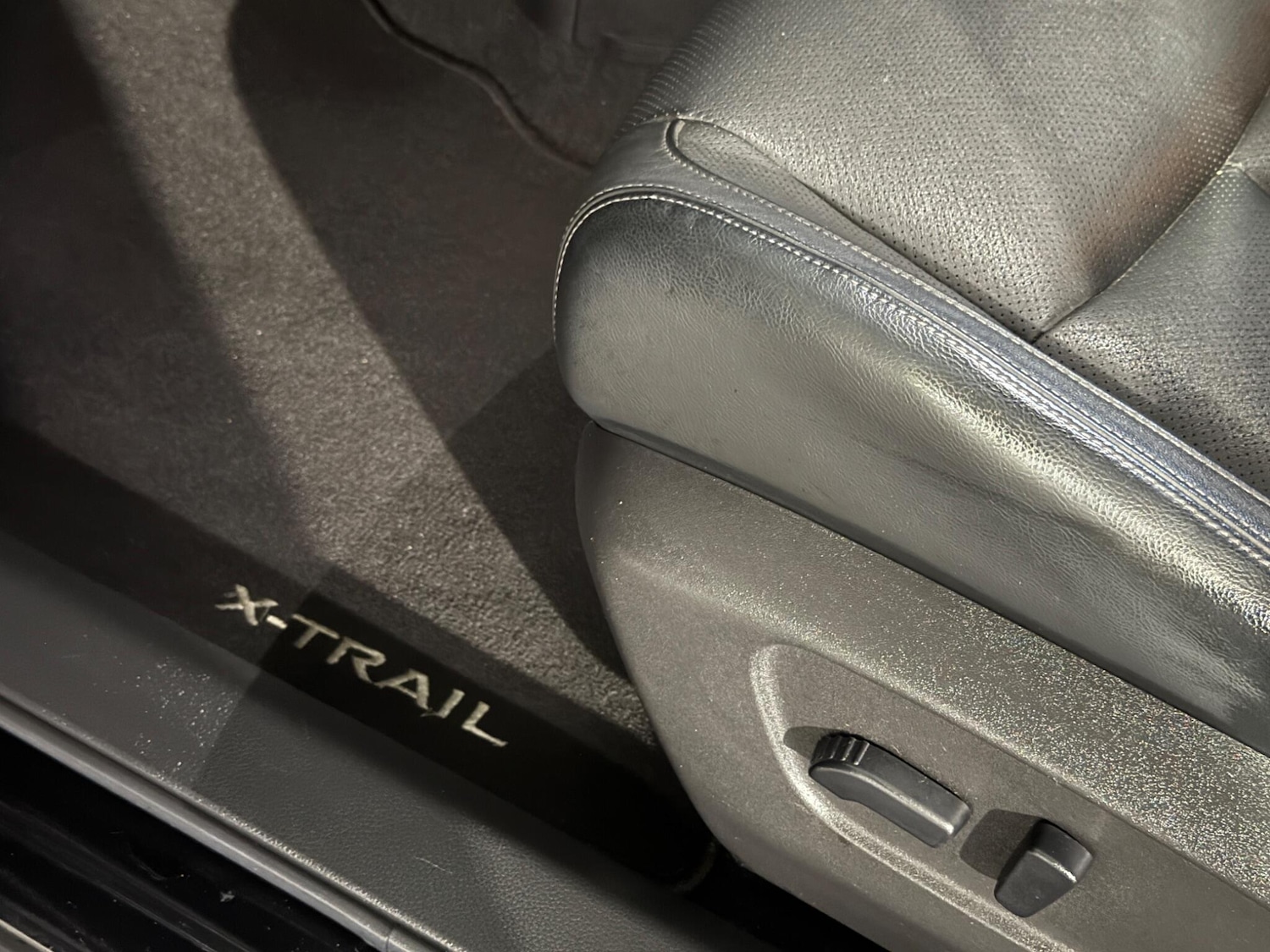 Used Nissan X-Trail for sale - 76995947: Photo 17