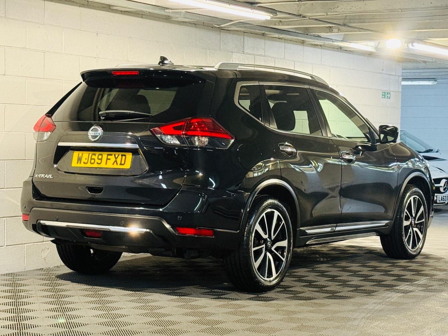 Used Nissan X-Trail for sale - 76995947: Photo 4