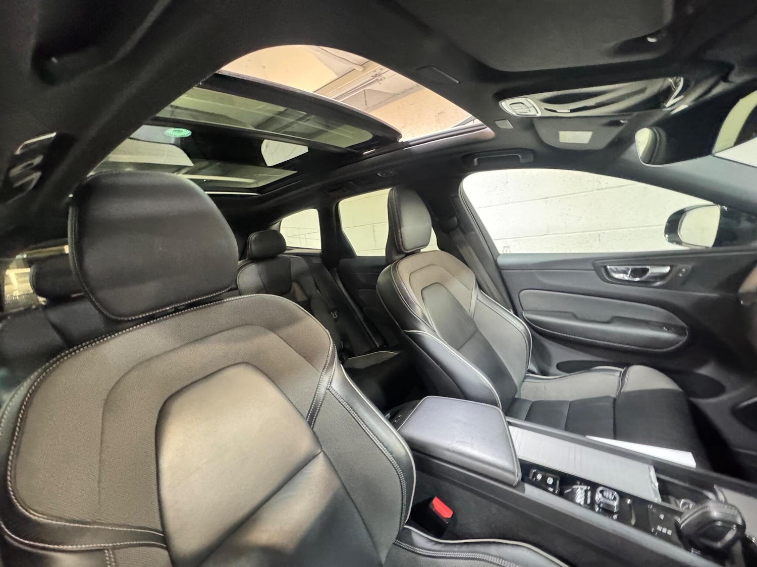 Used Volvo XC60 2021 for sale - 77783868: Photo 12