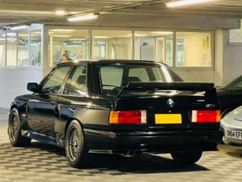 Used BMW M3 1987 for sale - 73133546: Photo