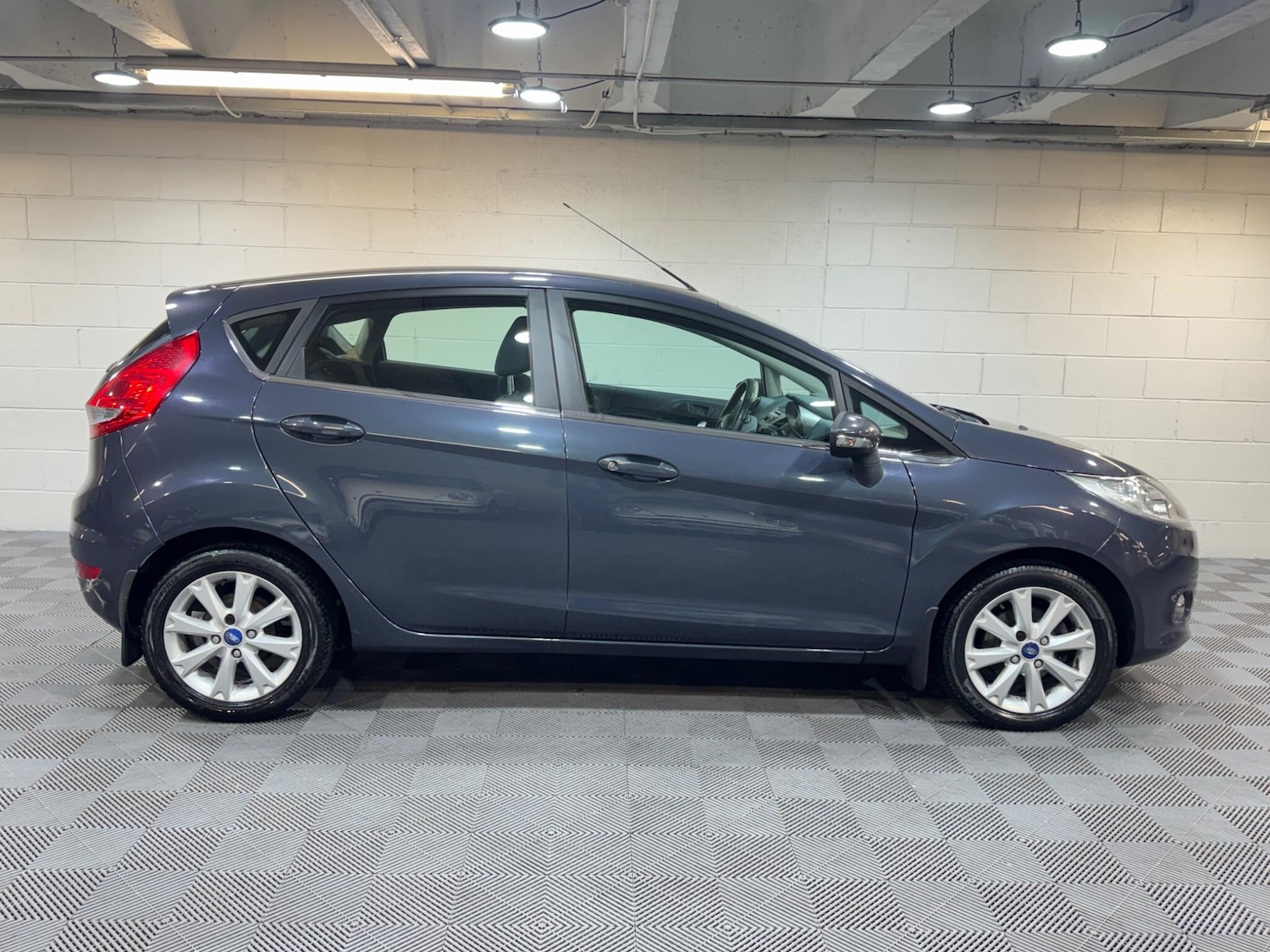 Used Ford Fiesta 2011 for sale - 77784060: Photo 5