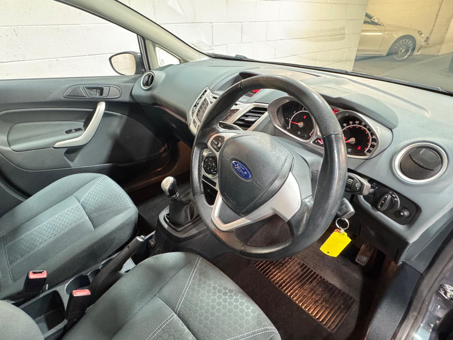 Used Ford Fiesta 2011 for sale - 77784060: Photo 8