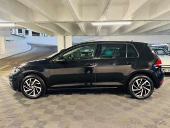 Used Volkswagen Golf 2020 for sale - 74147924: Photo