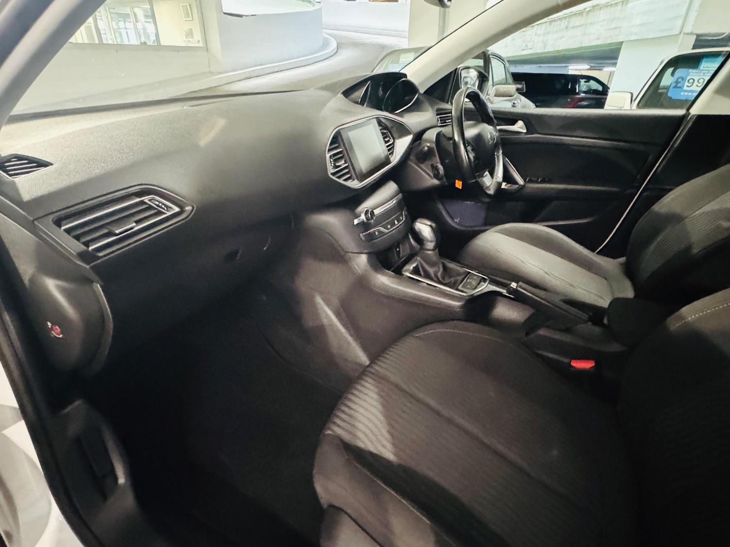 Used Peugeot 308 2016 for sale - 76996647: Photo 10