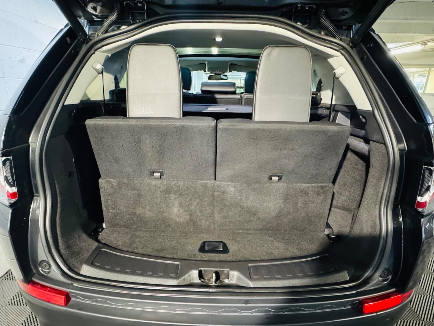 Used Land Rover Discovery Sport 2017 for sale - 77066725: Photo 14