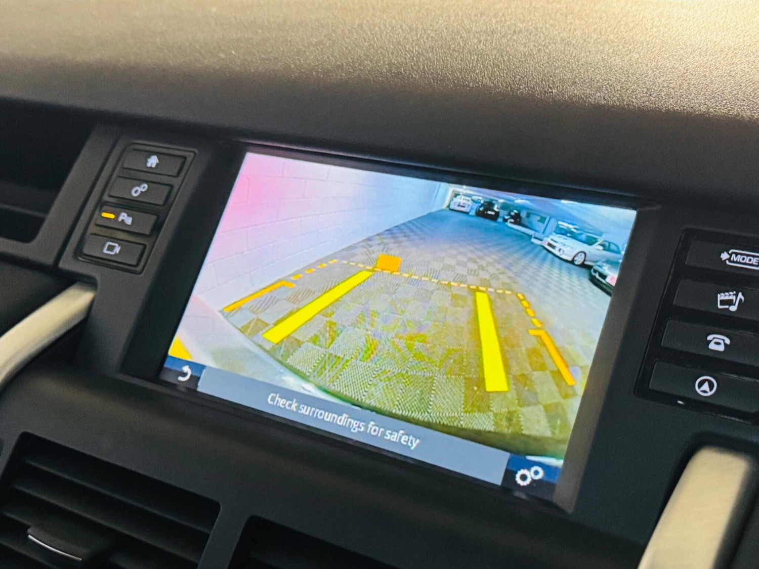 Used Land Rover Discovery Sport 2017 for sale - 77066725: Photo 15