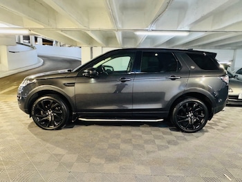 Used Land Rover Discovery Sport 2017 for sale - 77066725: Photo