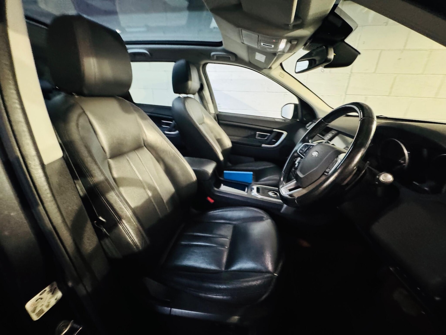 Used Land Rover Discovery Sport 2017 for sale - 77066725: Photo 7