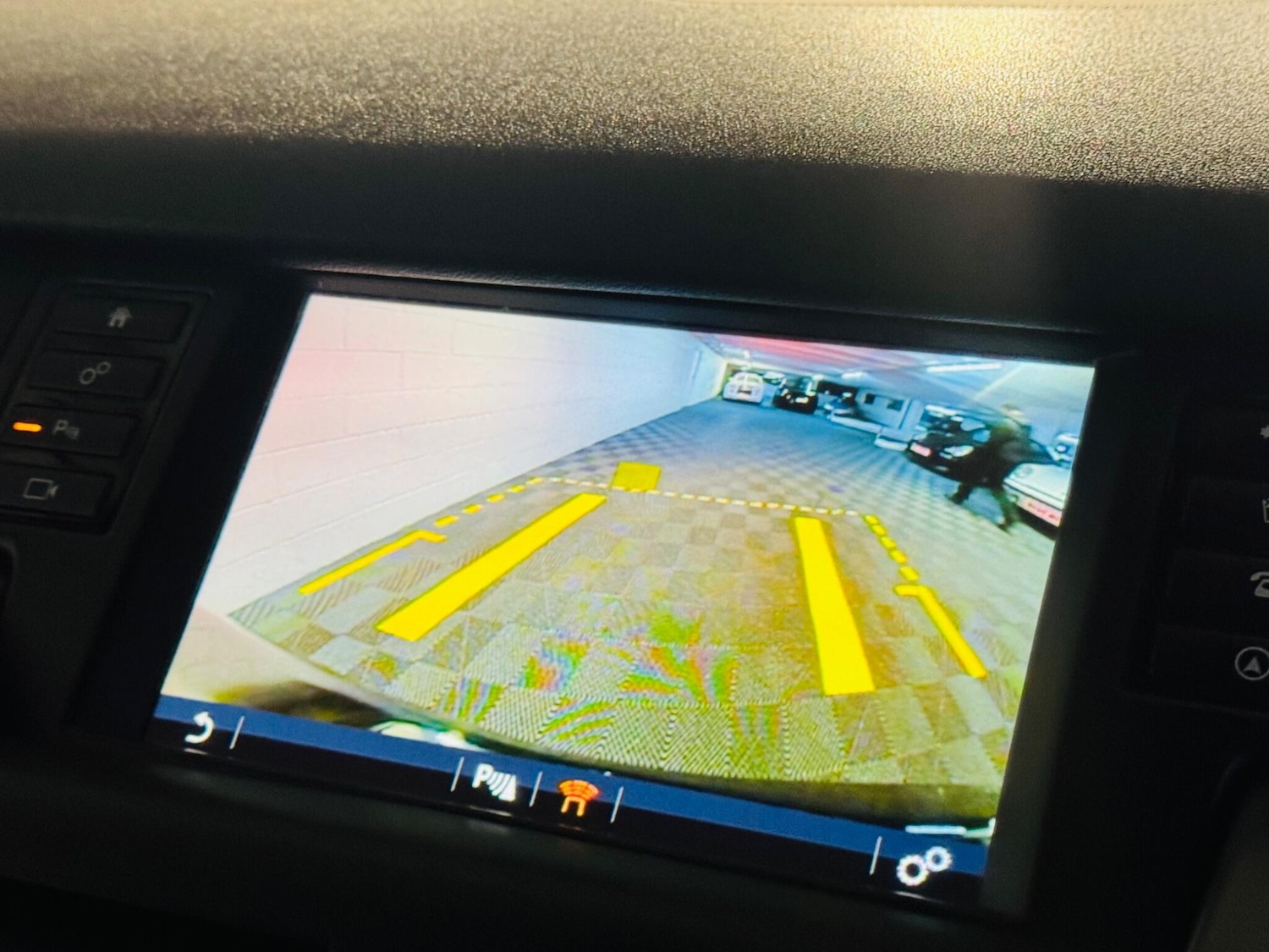 Used Land Rover Discovery Sport 2019 for sale - 76318164: Photo 15