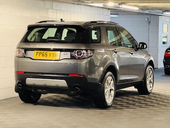 Used Land Rover Discovery Sport 2015 for sale - 75747010: Photo