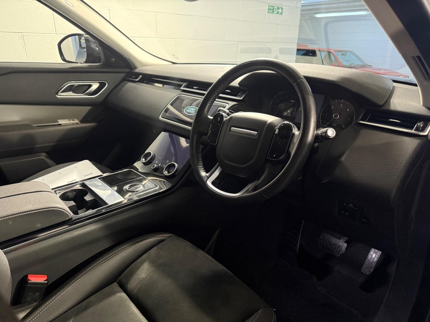 Used Land Rover Range Rover Velar 2019 for sale - 76989856: Photo 8