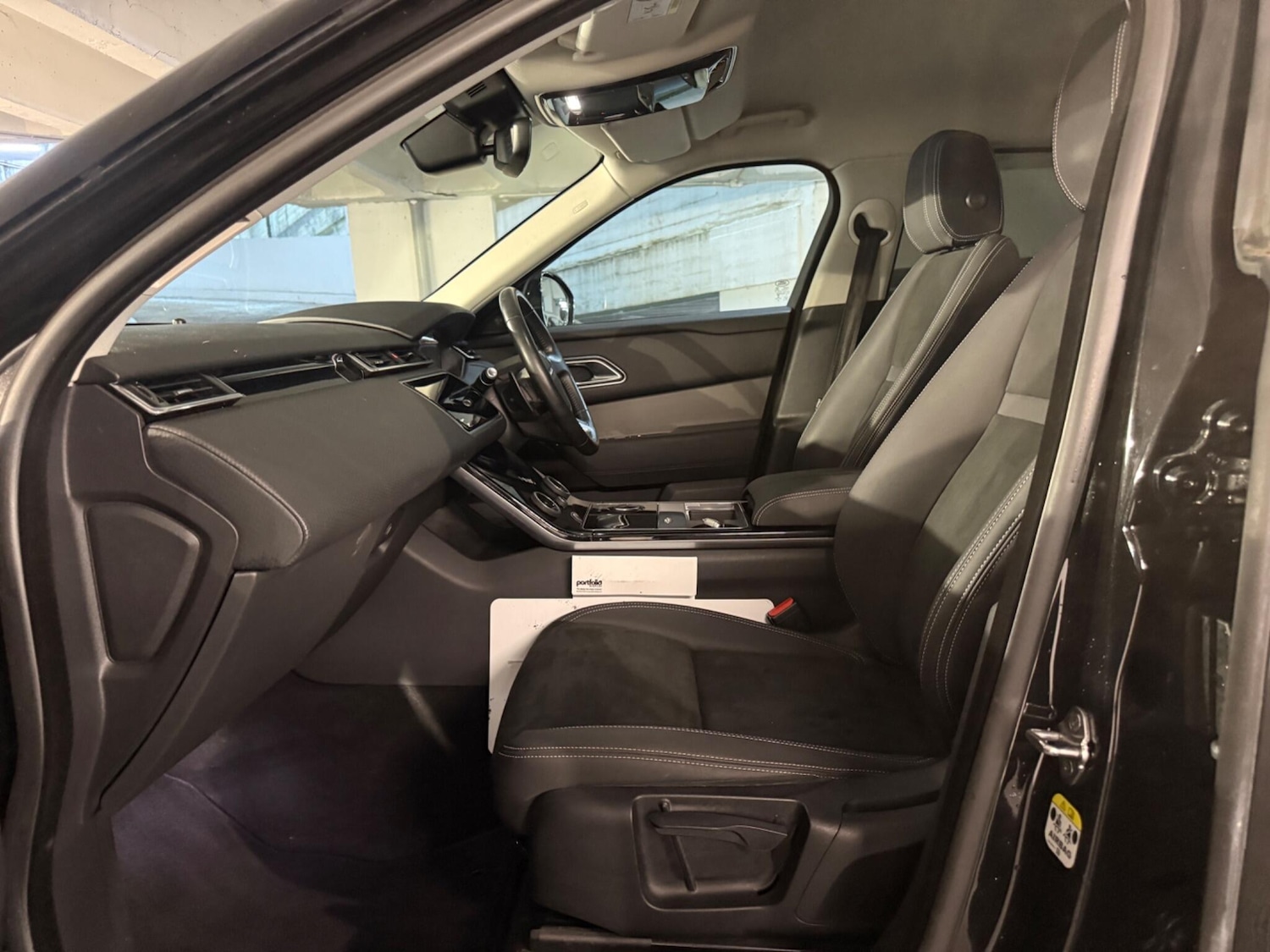 Used Land Rover Range Rover Velar 2019 for sale - 76989856: Photo 9