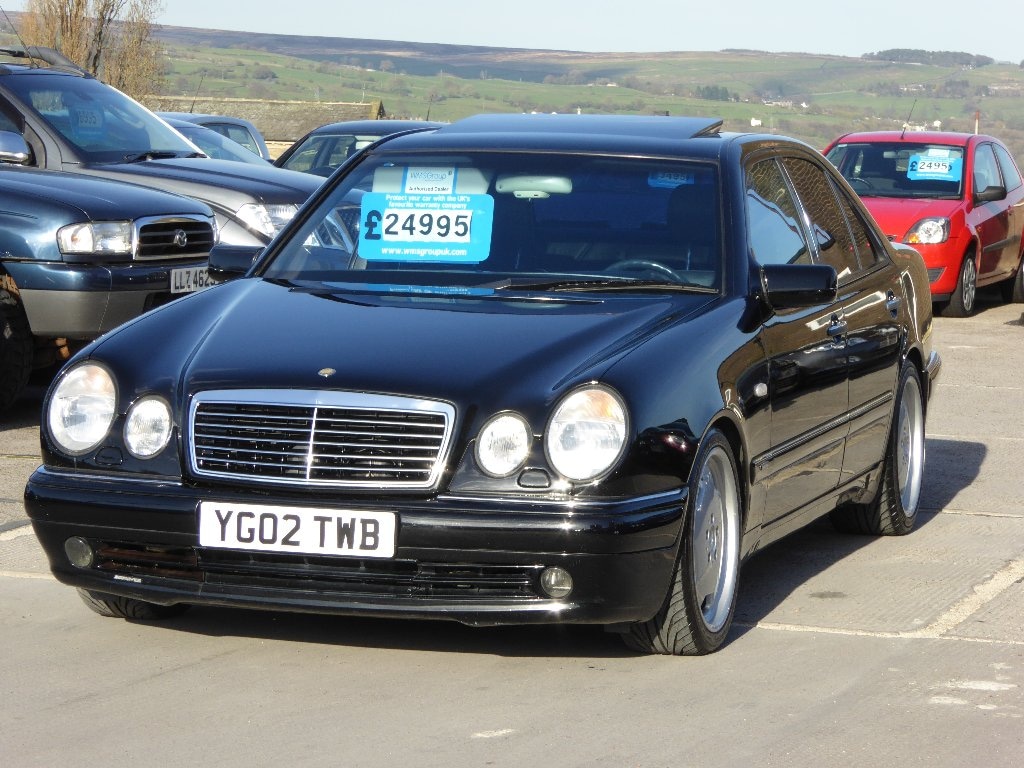 Used Mercedes-Benz E Class 2016 for sale - 76988270: Photo 6