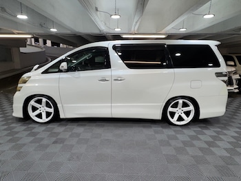 Used Toyota Vellfire 2009 for sale - 79107472: Photo