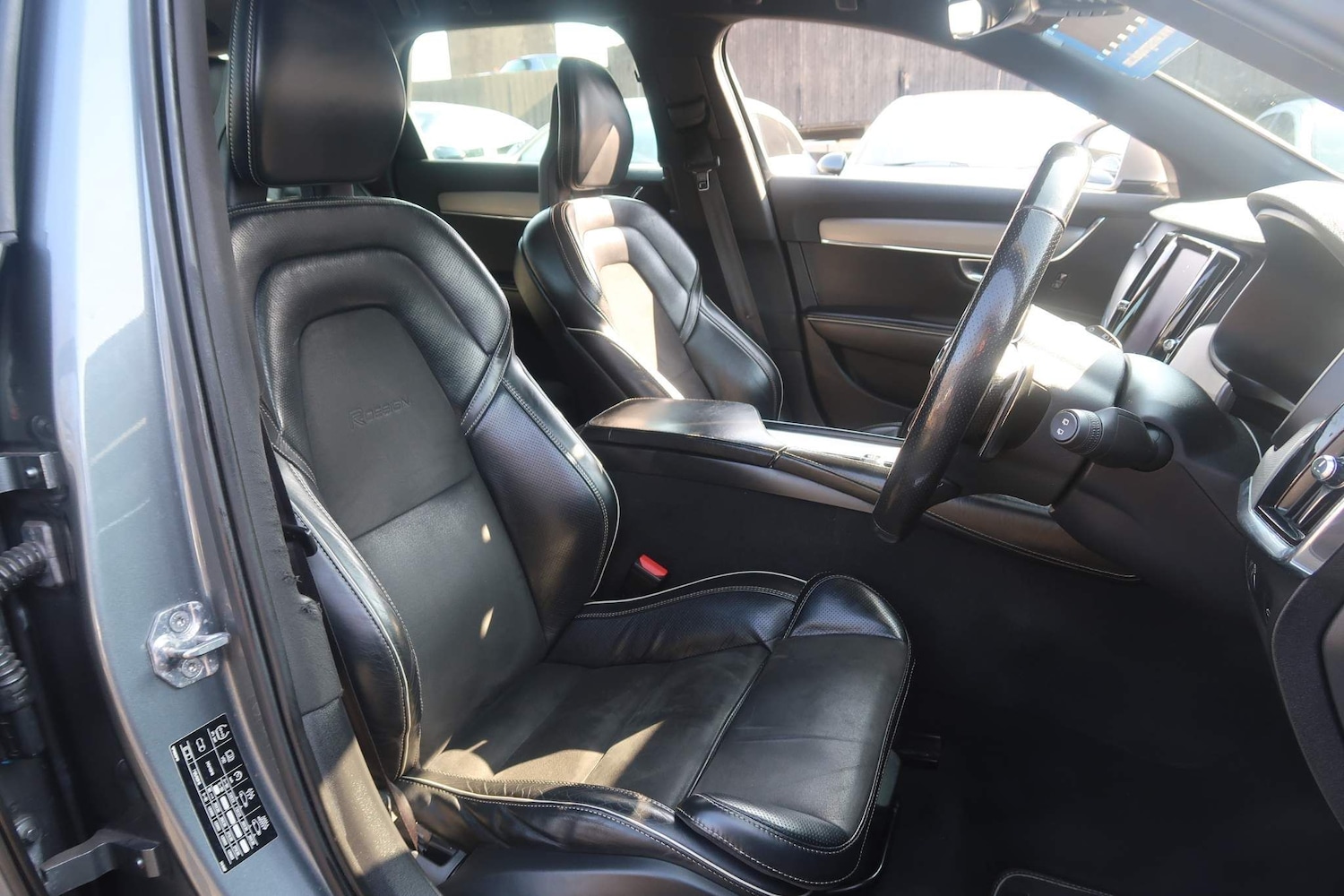 Used Volvo V90 2018 for sale - 76991437: Photo 7