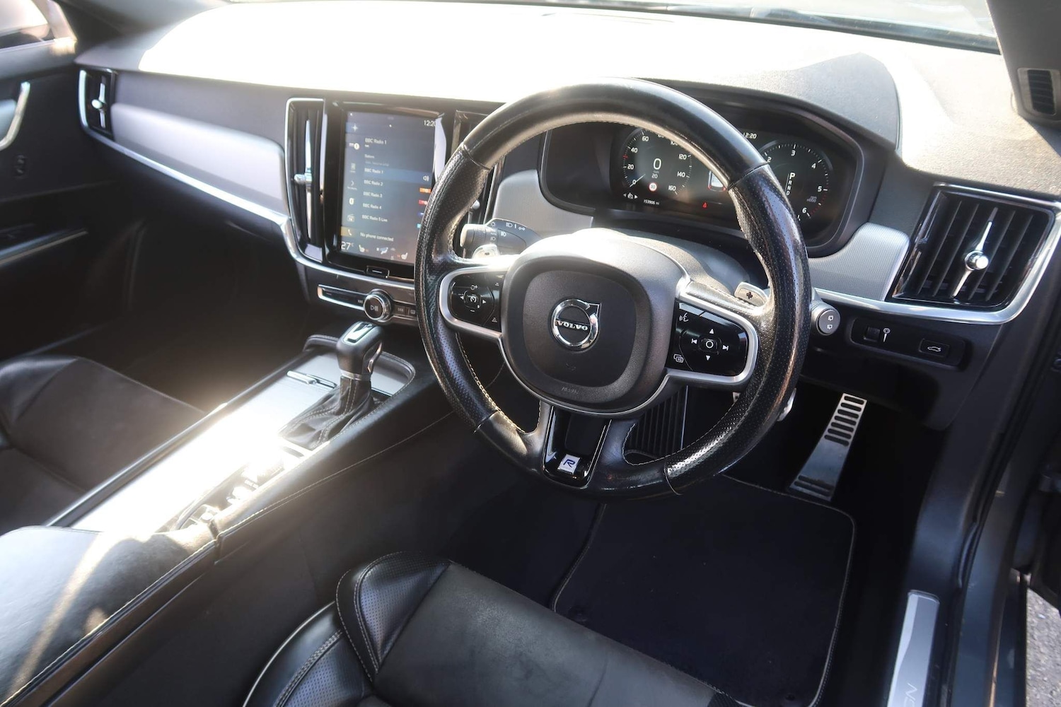 Used Volvo V90 2018 for sale - 76991437: Photo 8