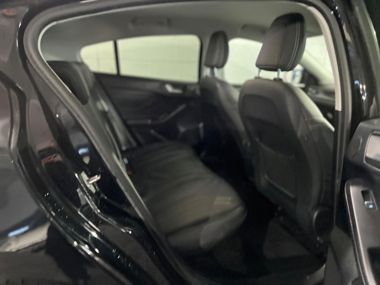 Used Ford Focus 2019 for sale - 76993908: Photo 11