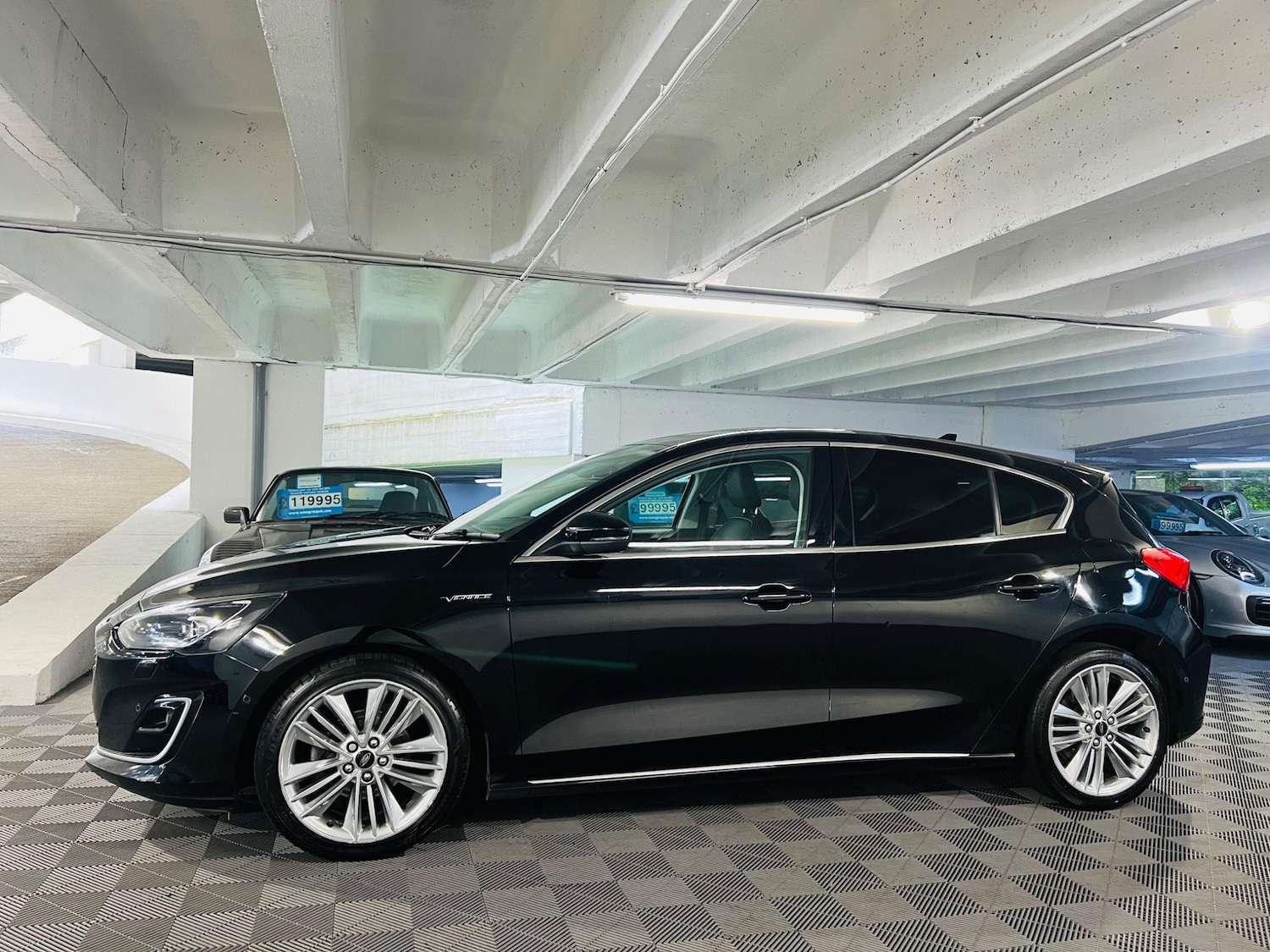 Used Ford Focus 2019 for sale - 76993908: Photo 2