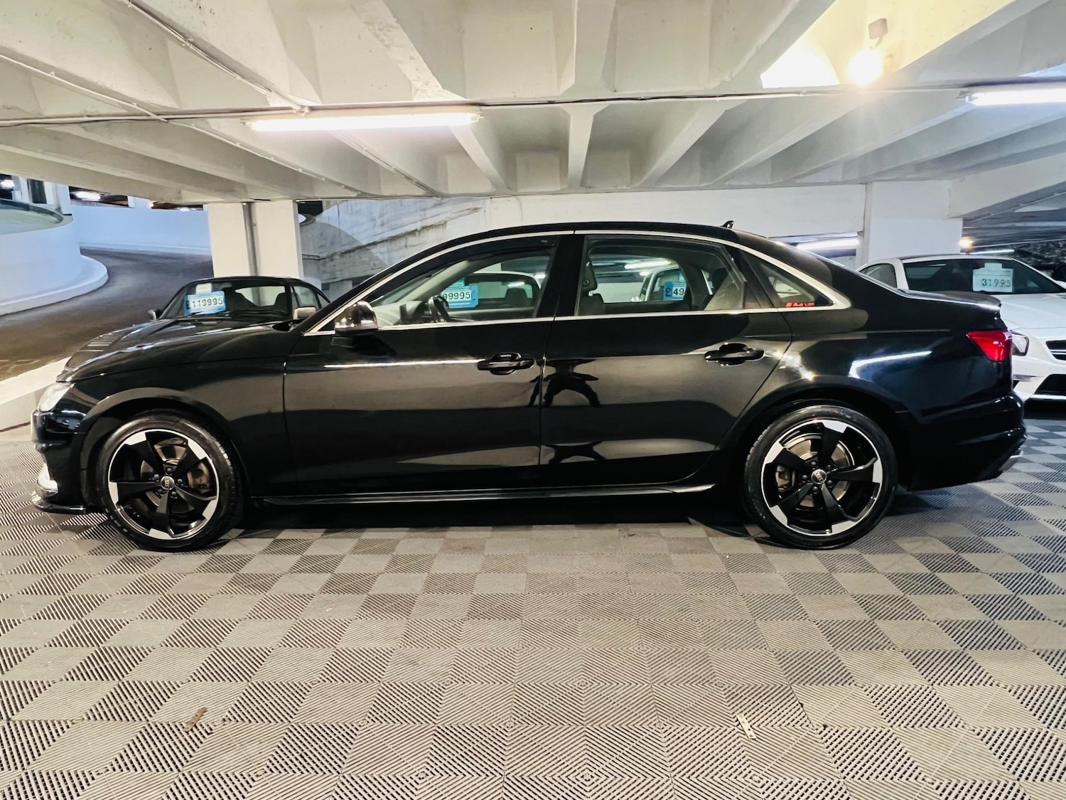 Used Audi A4 2020 for sale - 76991236: Photo 2