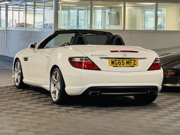 Used Mercedes-Benz SLK 2015 for sale - 75577386: Photo
