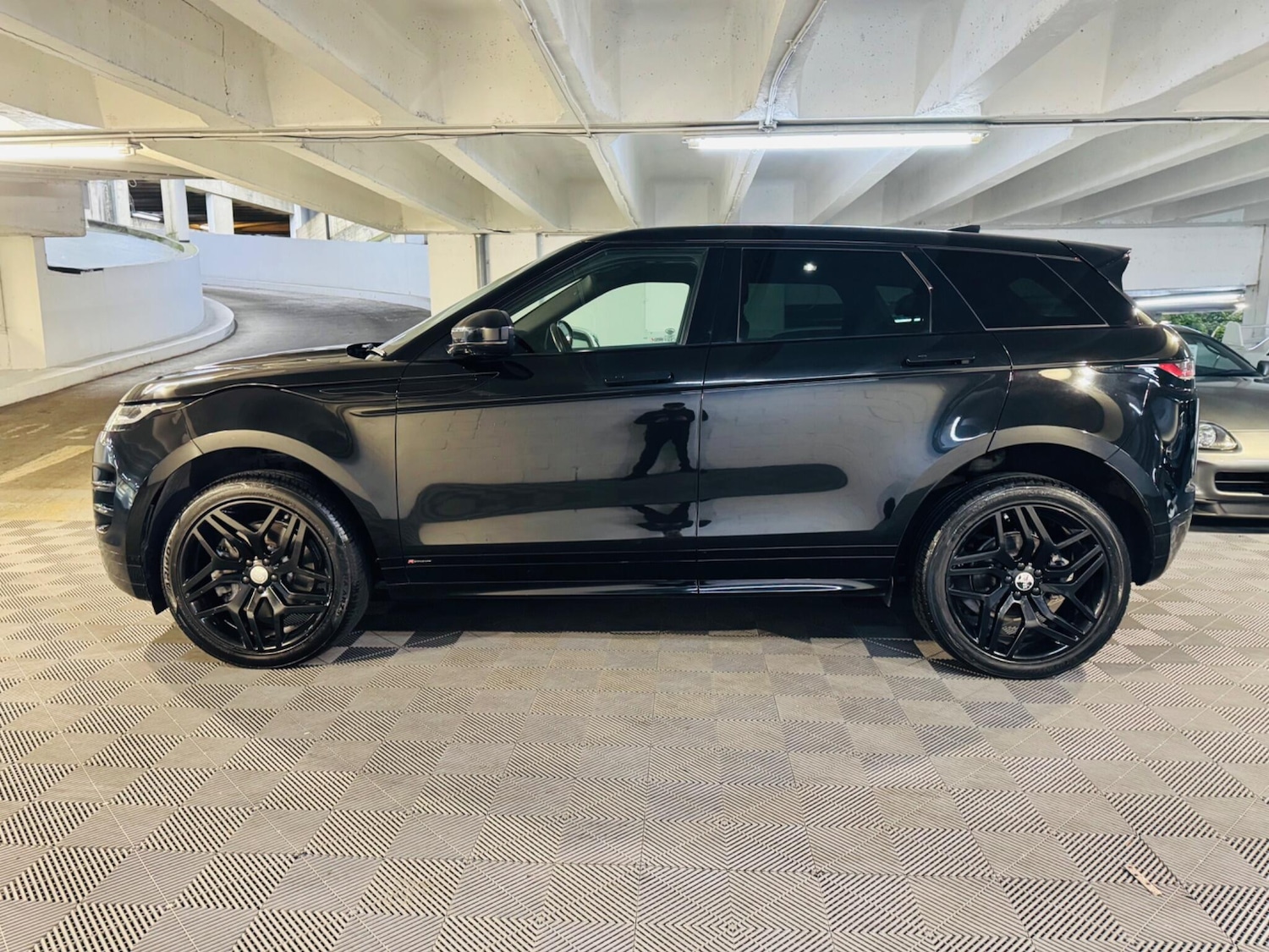 Used Land Rover Range Rover Evoque 2020 for sale - 77066536: Photo 2