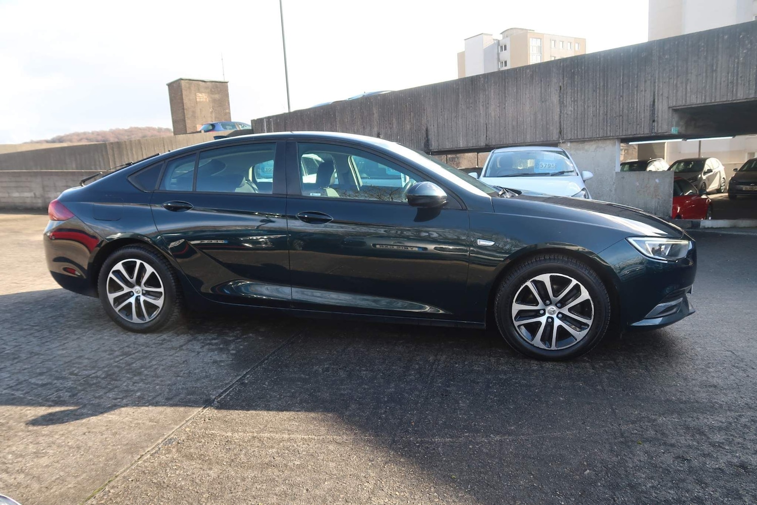 Used Vauxhall Insignia 2017 for sale - 76993515: Photo 5