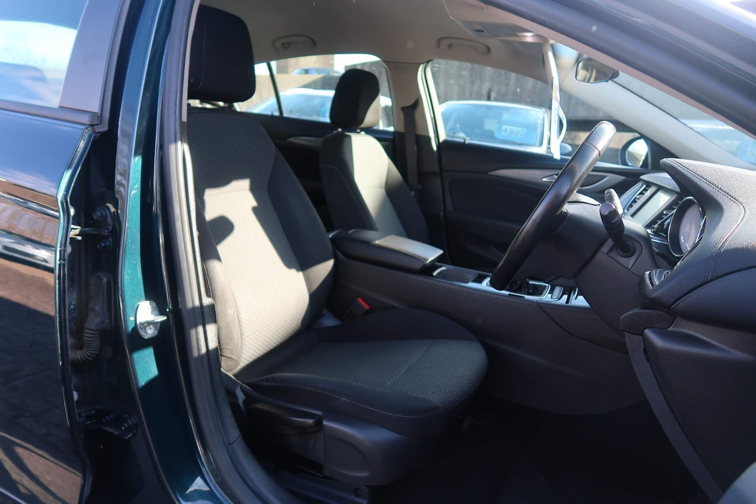 Used Vauxhall Insignia 2017 for sale - 76993515: Photo 7