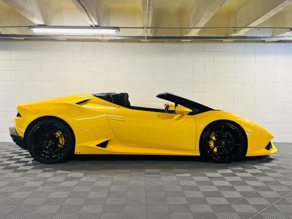Used Lamborghini Huracan for sale - 73133204: Photo 5