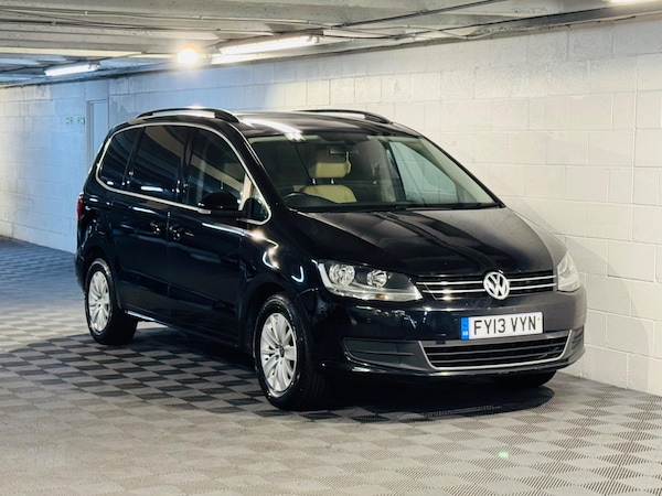 Used Volkswagen Sharan 2013 for sale - 76247857: Photo 1