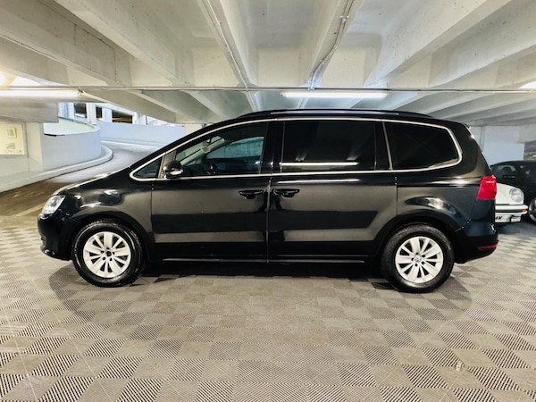 Used Volkswagen Sharan 2013 for sale - 76247857: Photo 2