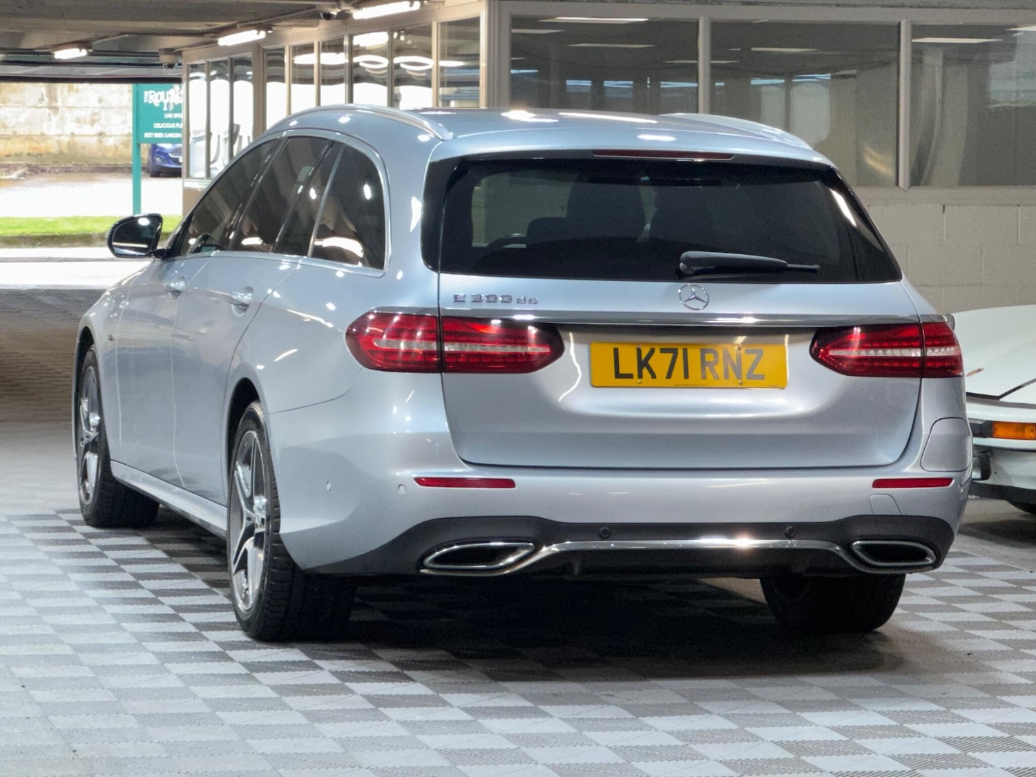 Used Mercedes-Benz E Class 2021 for sale - 77783167: Photo 3