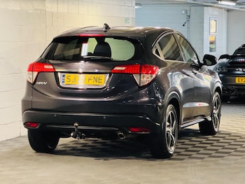 Used Honda HR-V 2020 for sale - 76743187: Photo
