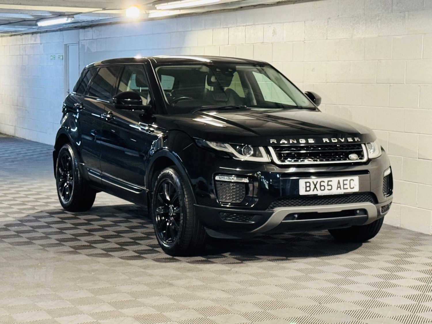 Used Land Rover Range Rover Evoque 2015 for sale - 76336151: Photo 1
