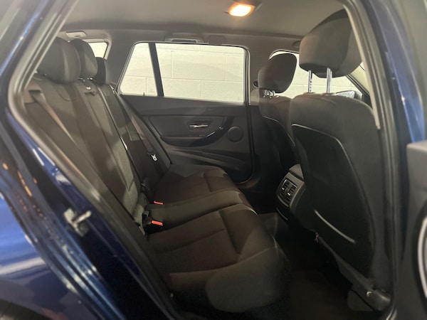 Used BMW 3 Series 2019 for sale - 73133201: Photo 11