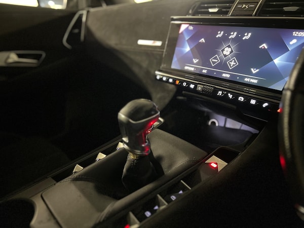 Used DS Automobiles DS 7 Crossback 2019 for sale - 74762715: Photo 13